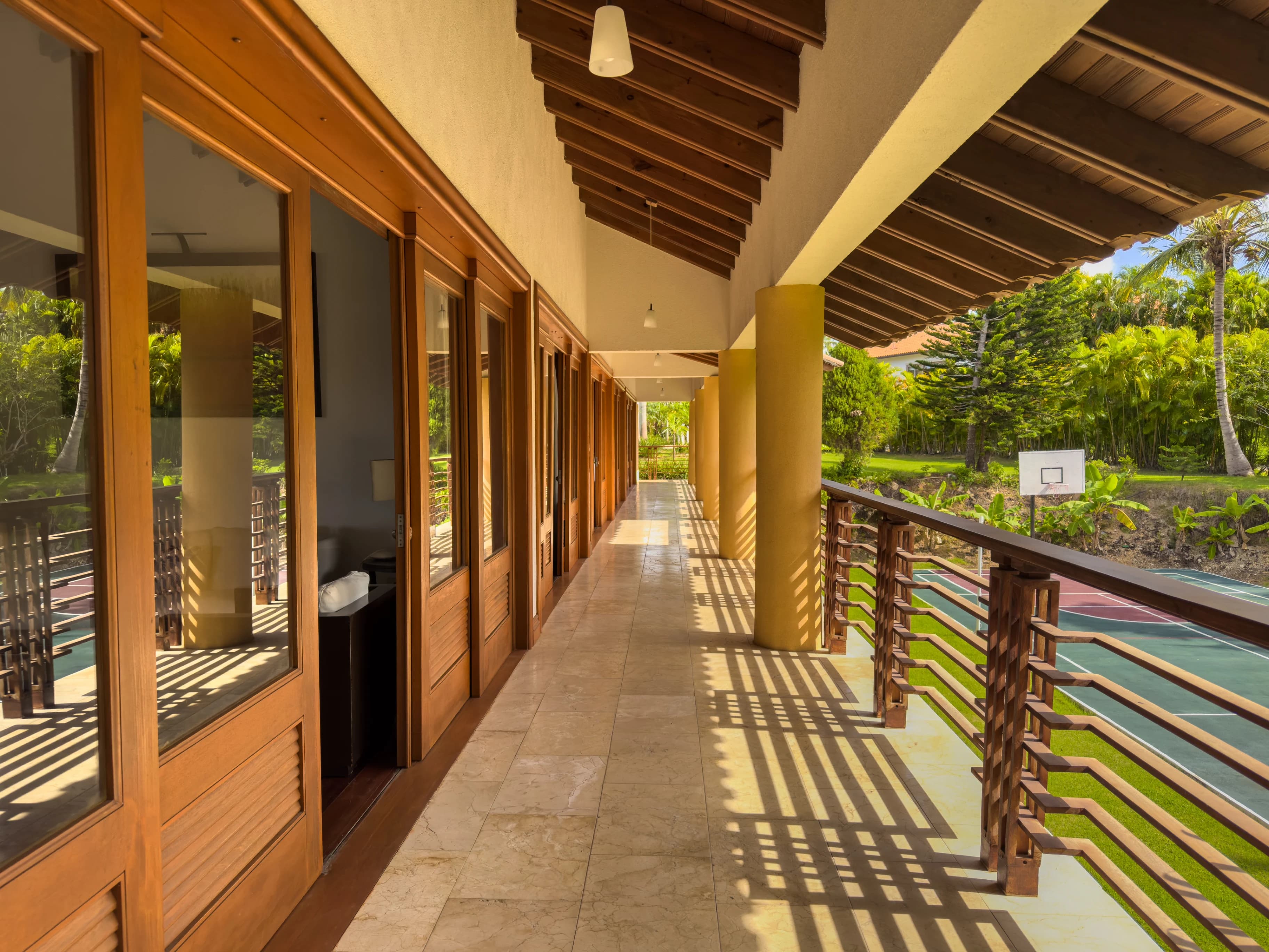 Las Colinas - Image 3