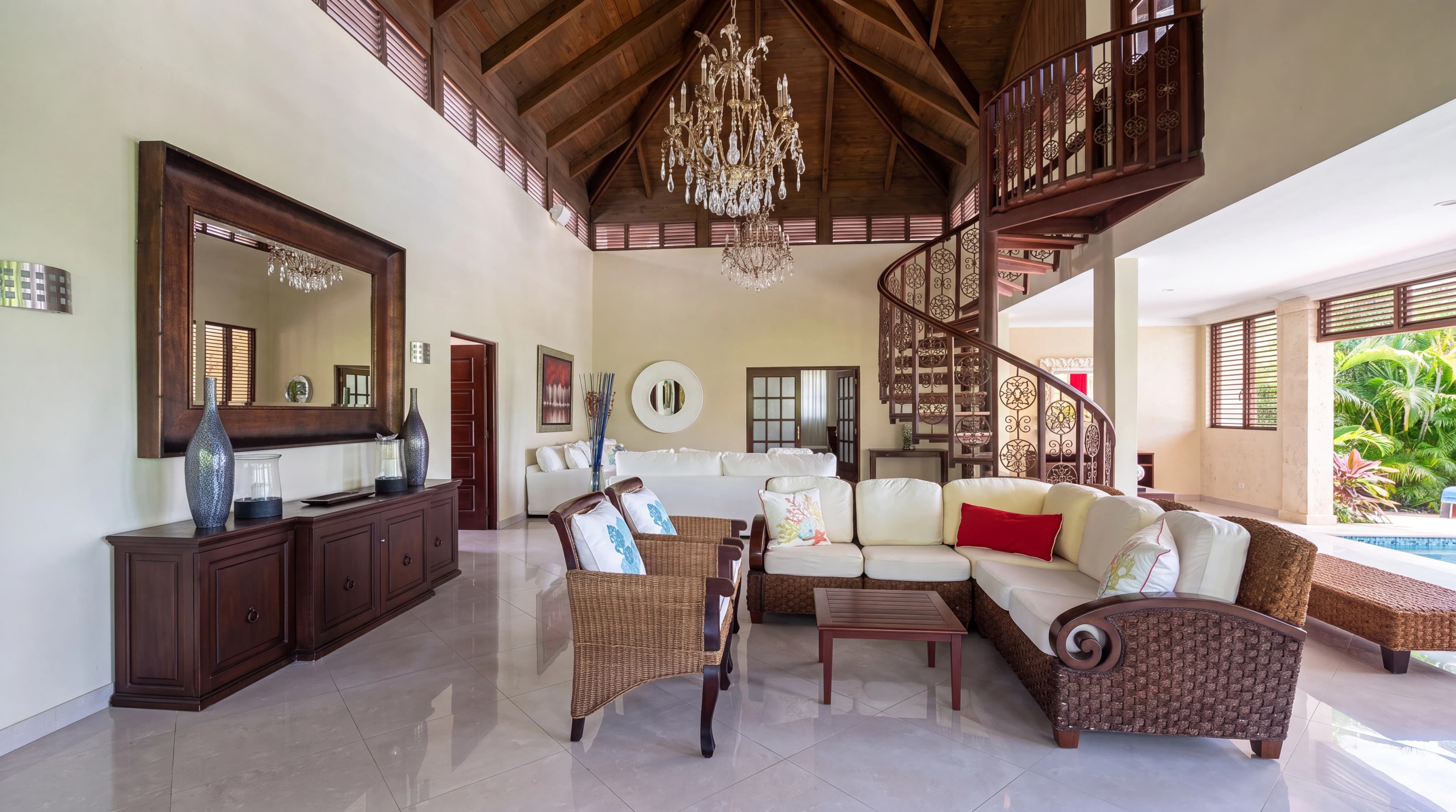 Elegant Cajuiles Home  - Image 1