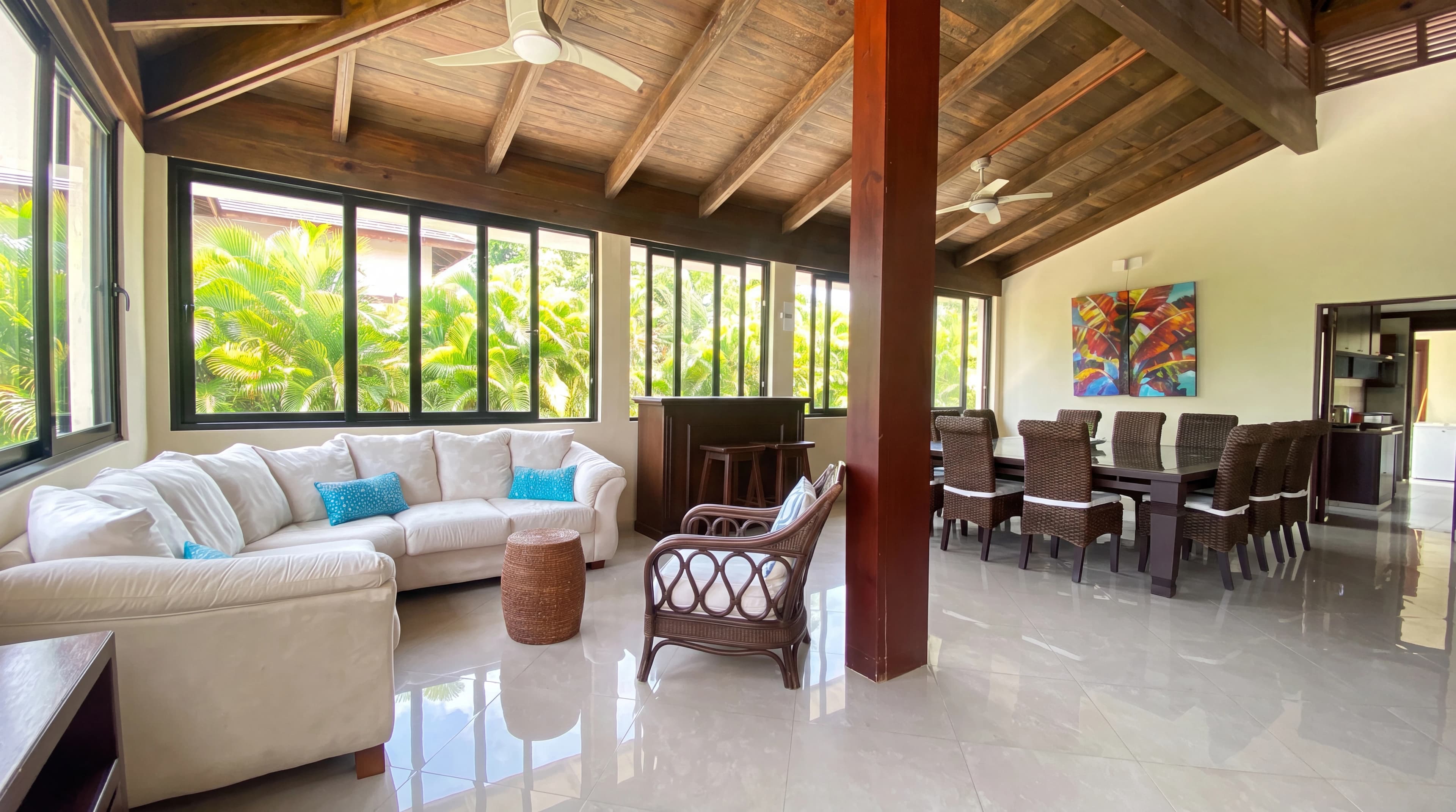 Elegant Cajuiles Home  - Image 3