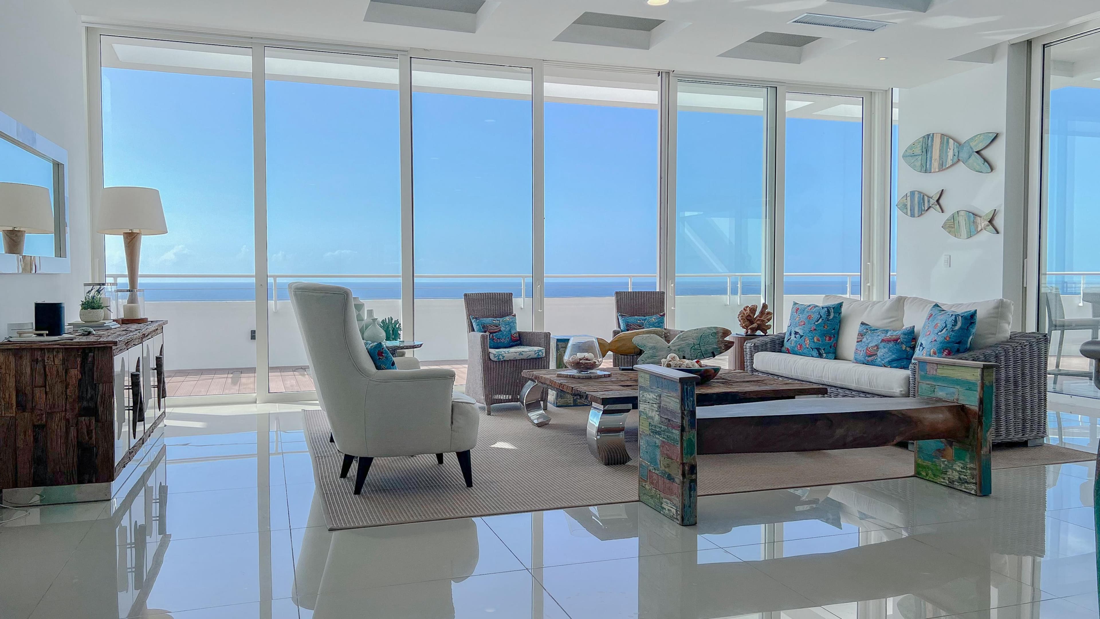 Expansive 6-Bedroom Penthouse with Panoramic Ocean Views - Image 2