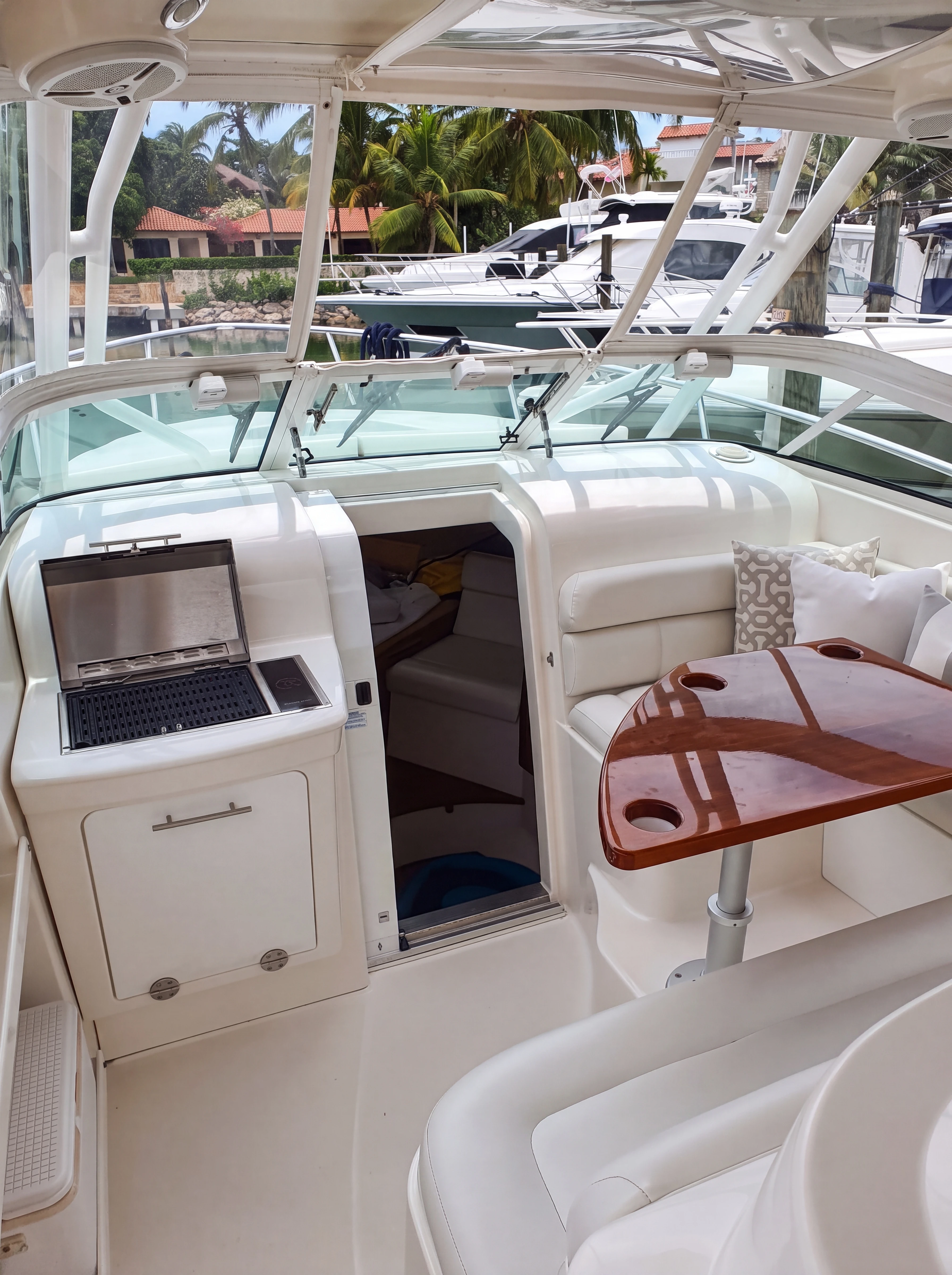 EVERGLADES 35 2