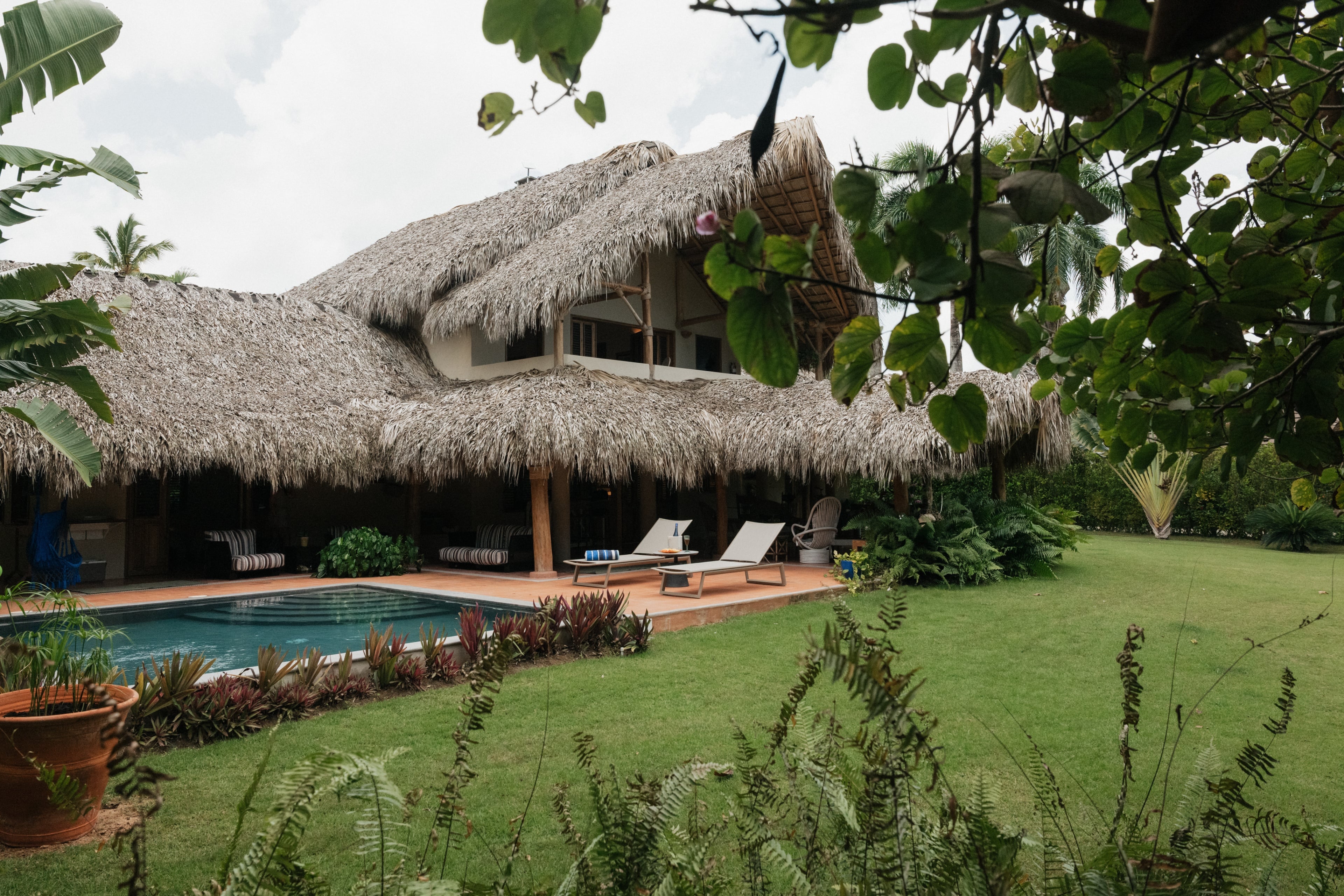 Beachside Haven at La Estampa - Image 1