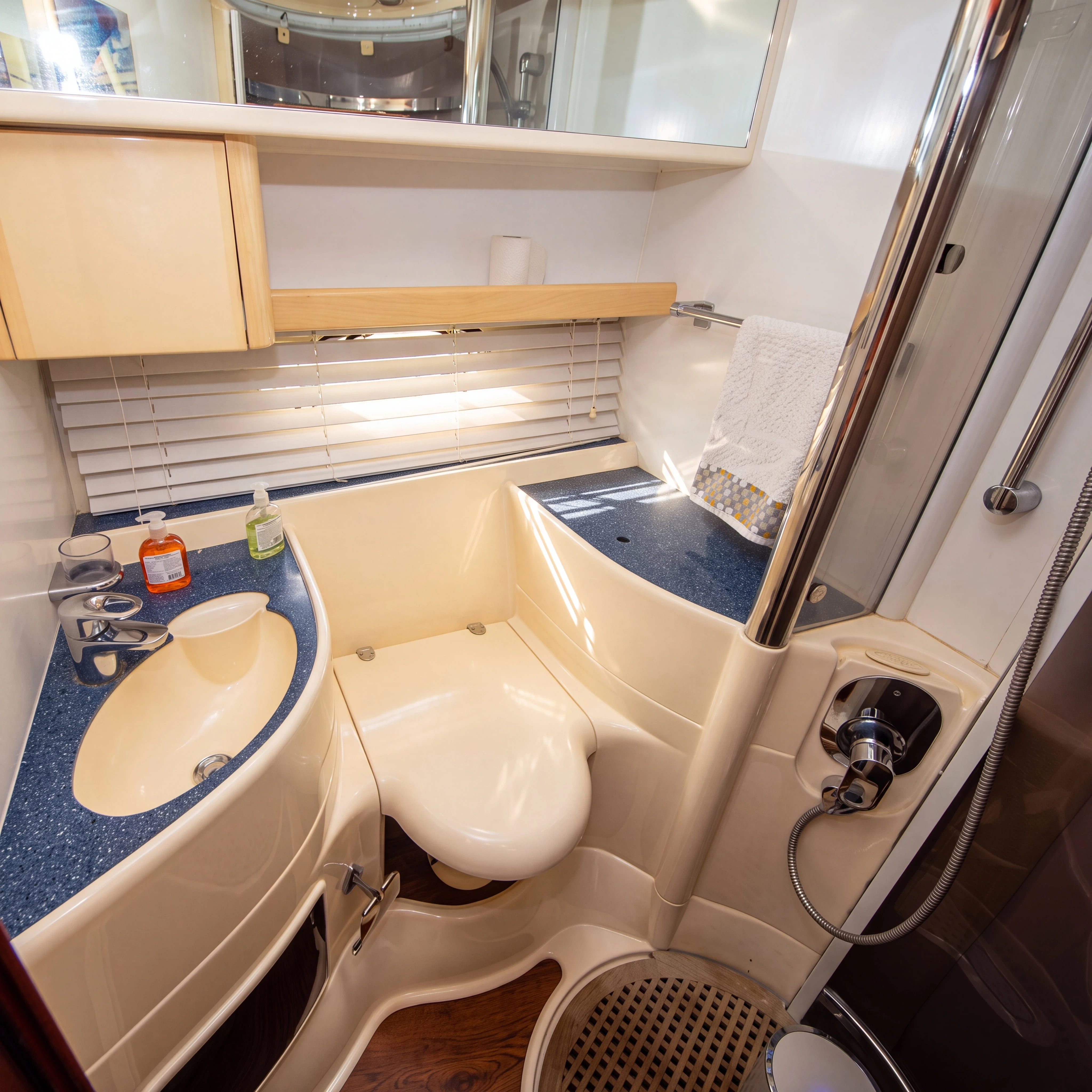 FAIRLINE 50 private charter