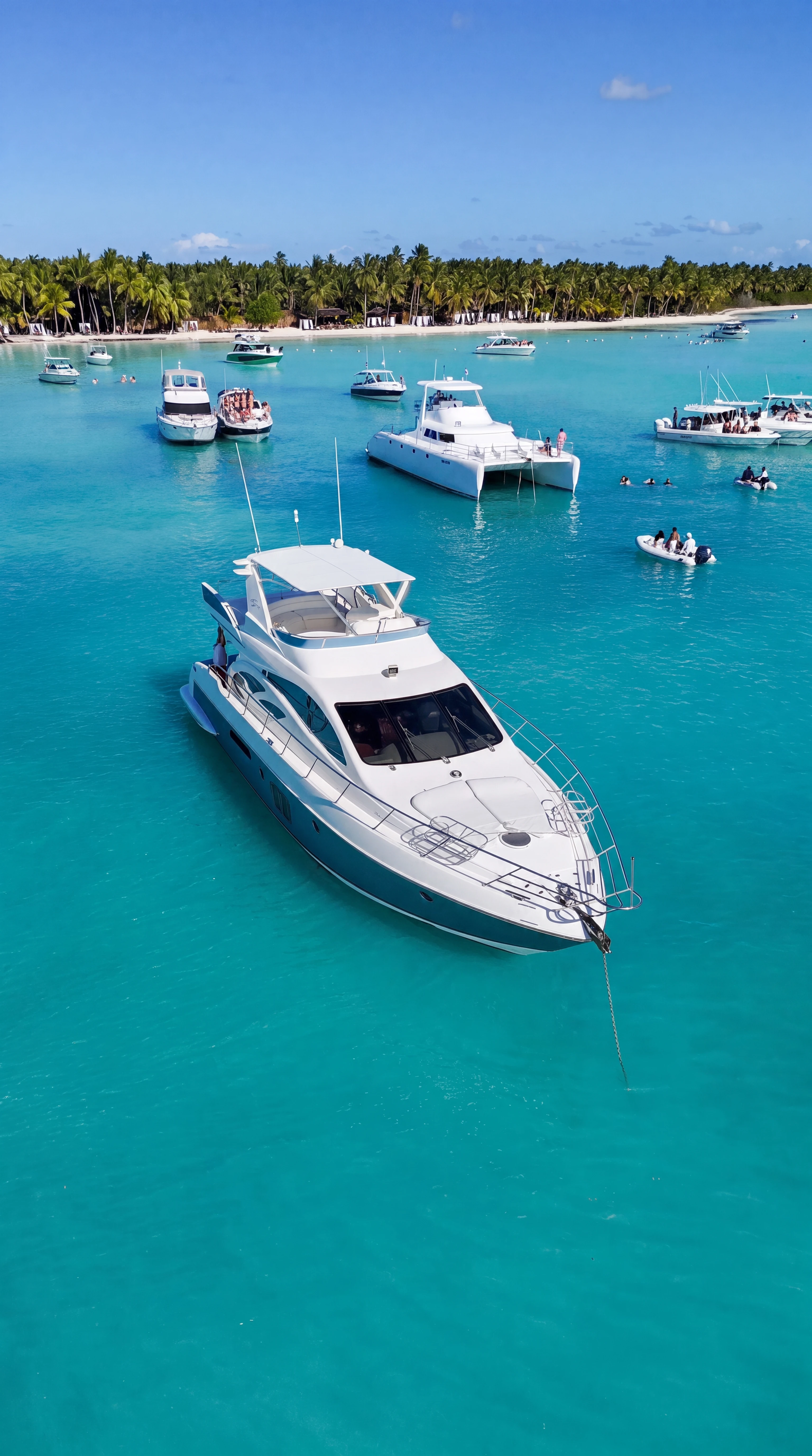 AZIMUT 55 private charter