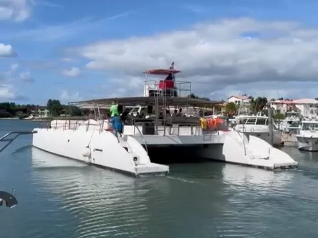 CATAMARAN ADVENTURE
