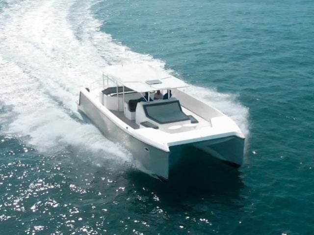 CATAMARAN ENJOY