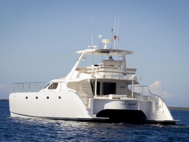 CATAMARAN LIQUID