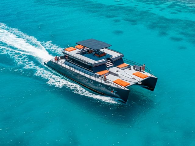CATAMARAN TAKE IT EASY 5