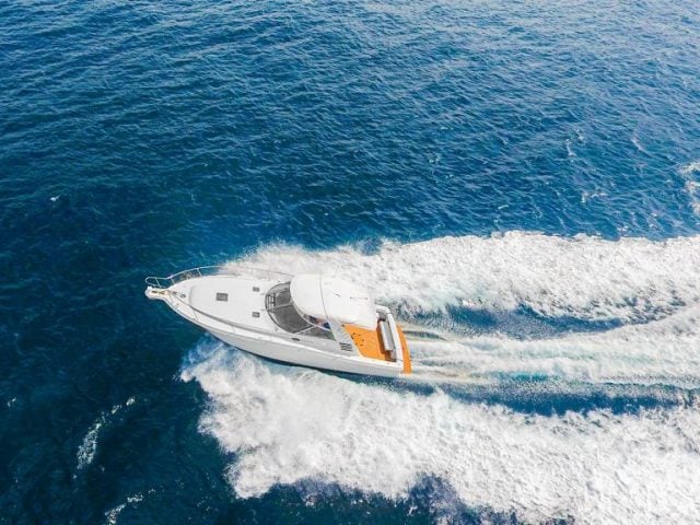 SEA RAY 37