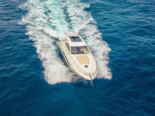 SEA RAY 53